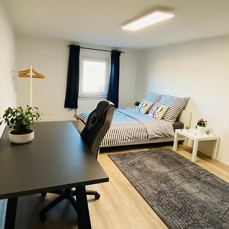 Xxl Ruhiges Sofa Freital Am Fluss Dresden公寓 外观 照片